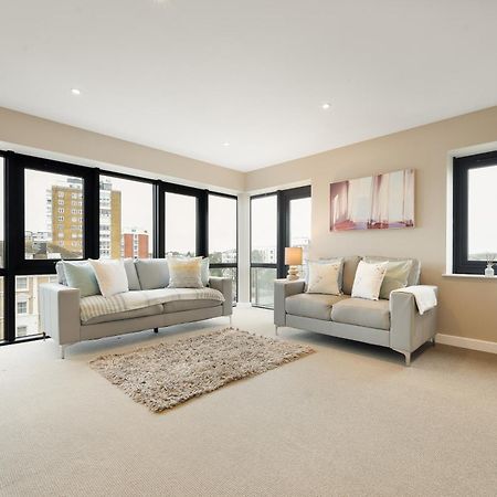 Ferienwohnung Westcliff Penthouse With Sea Views And Balcony Bournemouth Exterior foto