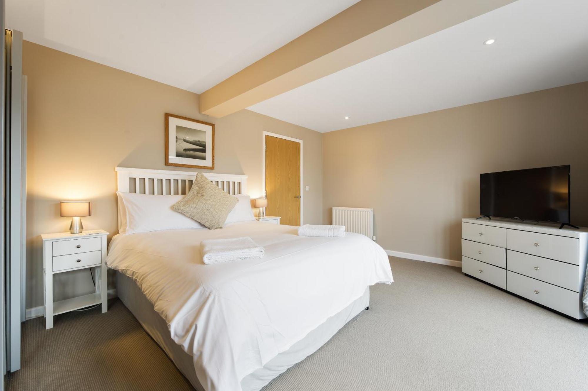 Ferienwohnung Westcliff Penthouse With Sea Views And Balcony Bournemouth Exterior foto