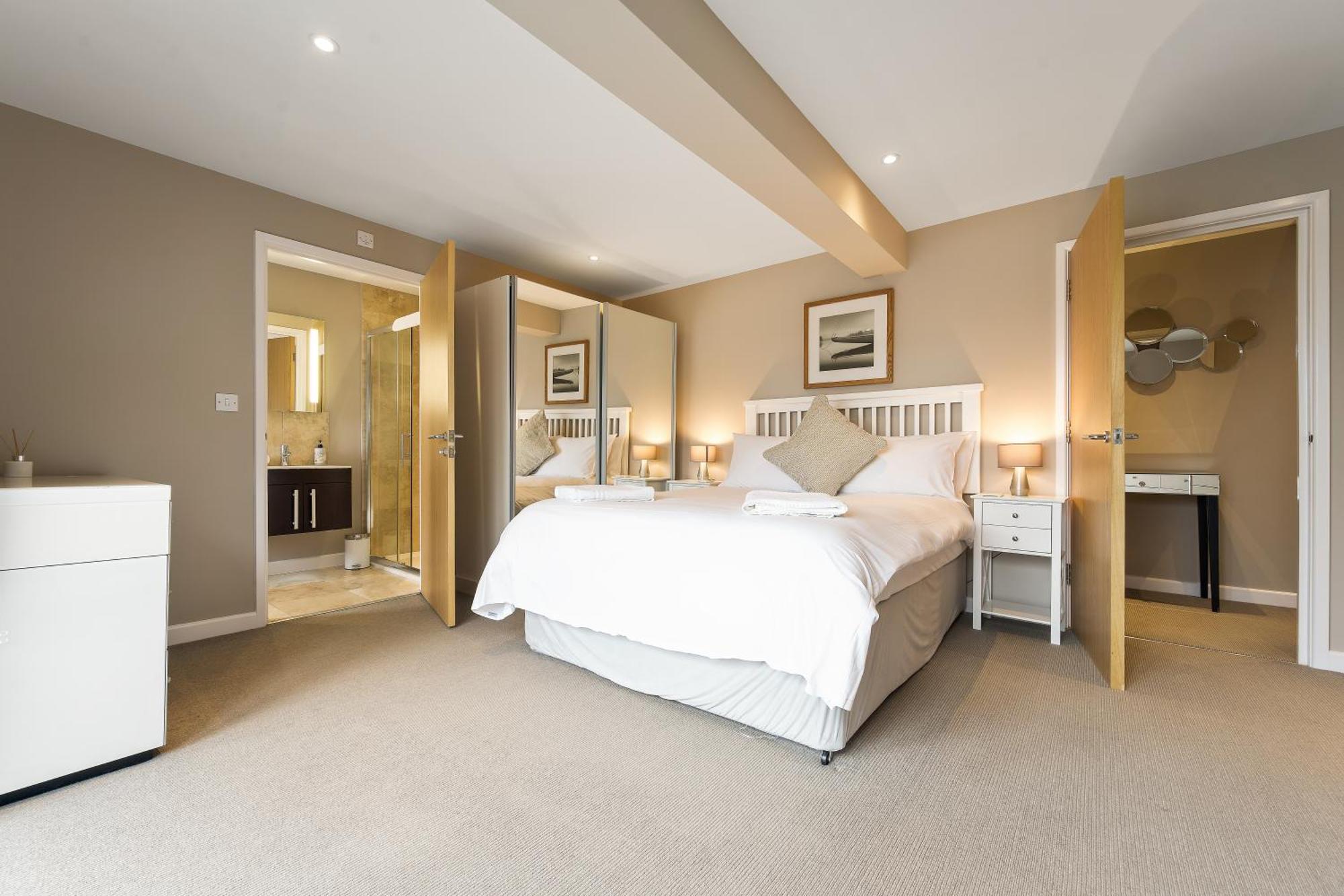 Ferienwohnung Westcliff Penthouse With Sea Views And Balcony Bournemouth Exterior foto