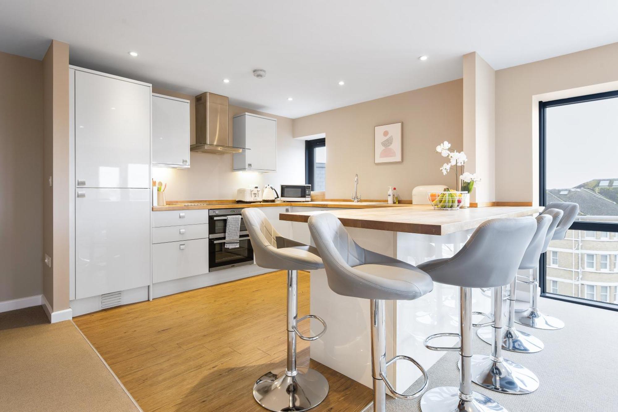 Ferienwohnung Westcliff Penthouse With Sea Views And Balcony Bournemouth Exterior foto