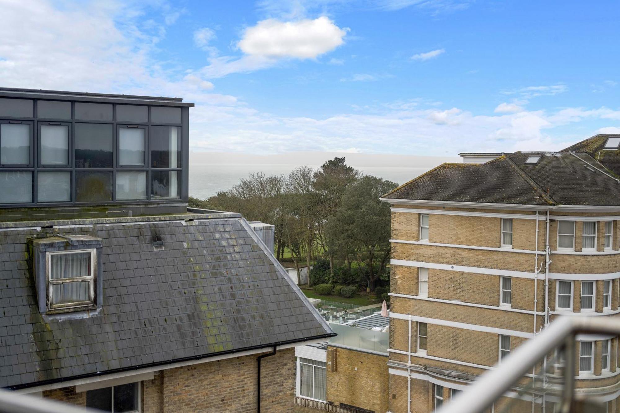 Ferienwohnung Westcliff Penthouse With Sea Views And Balcony Bournemouth Exterior foto